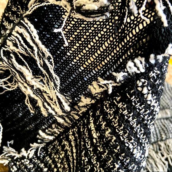 FATE by LFD Black and White Open Knit Collarless Blazer with Fringe, Sz S -- NWT - Picture 4 of 5